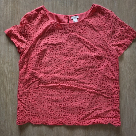 J. Crew Tops - J Crew Short Sleeve Coral Lace Overlay Scalloped Bottom Blouse - Women’s 6
